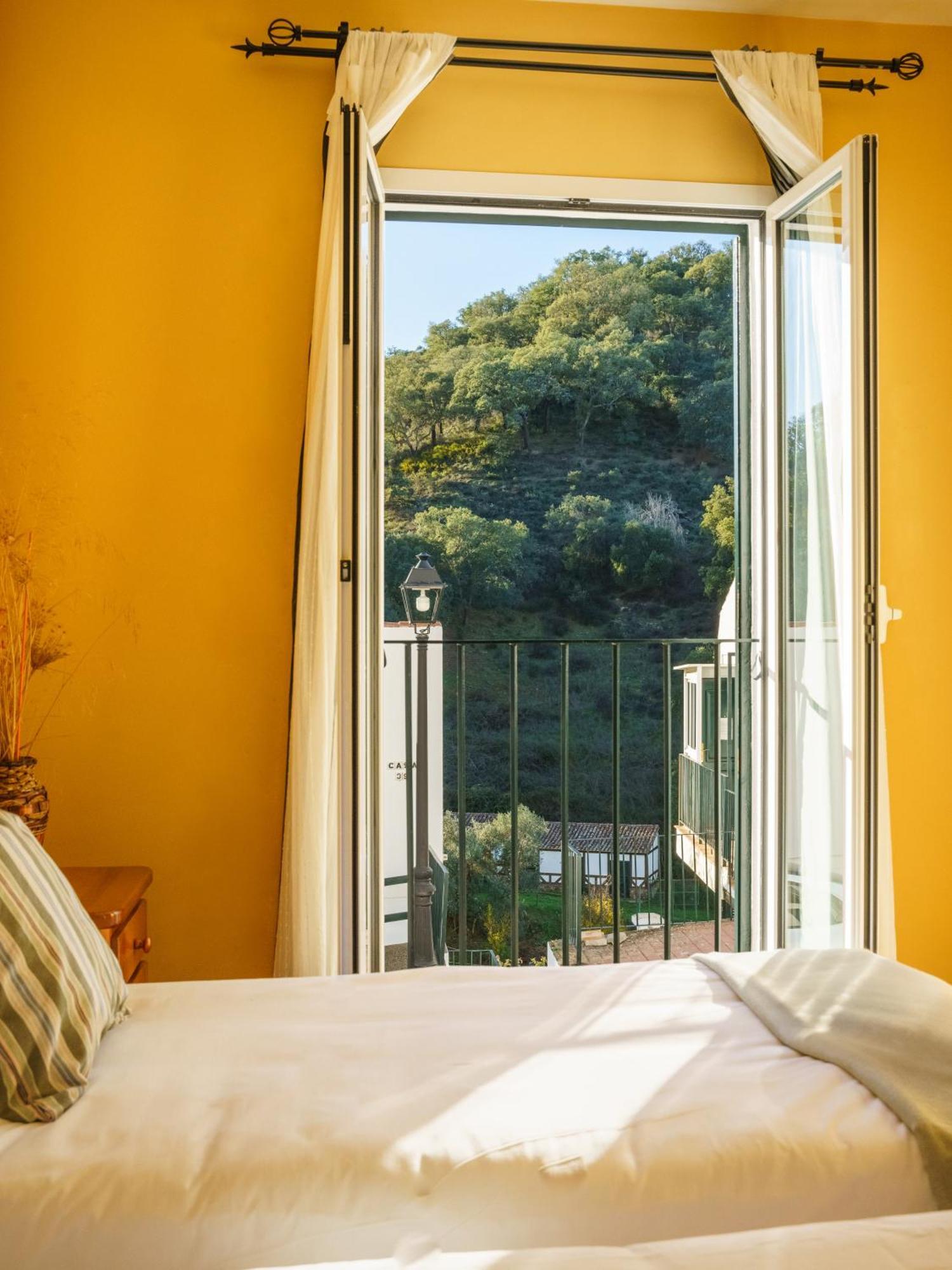 Casa La Buganvilla 1 Aracena Eksteriør bilde